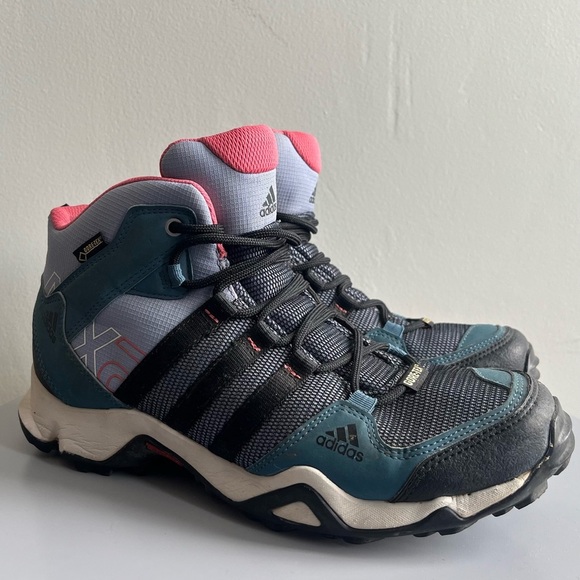 adidas Shoes - Adidas Ax2 mid Goretex women’s hiking Shoes, Sz 7.5